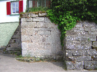 standort kirchhofmauer 