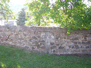 standort kirchhofmauer innen